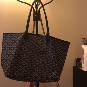 Goyard tote